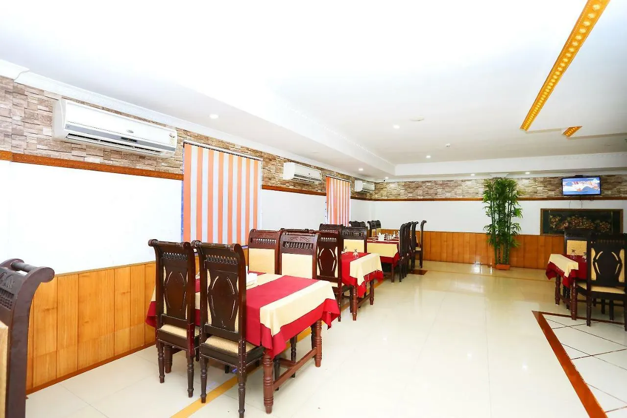 Oyo 37085 Smart Residency Hotel Thrissur India