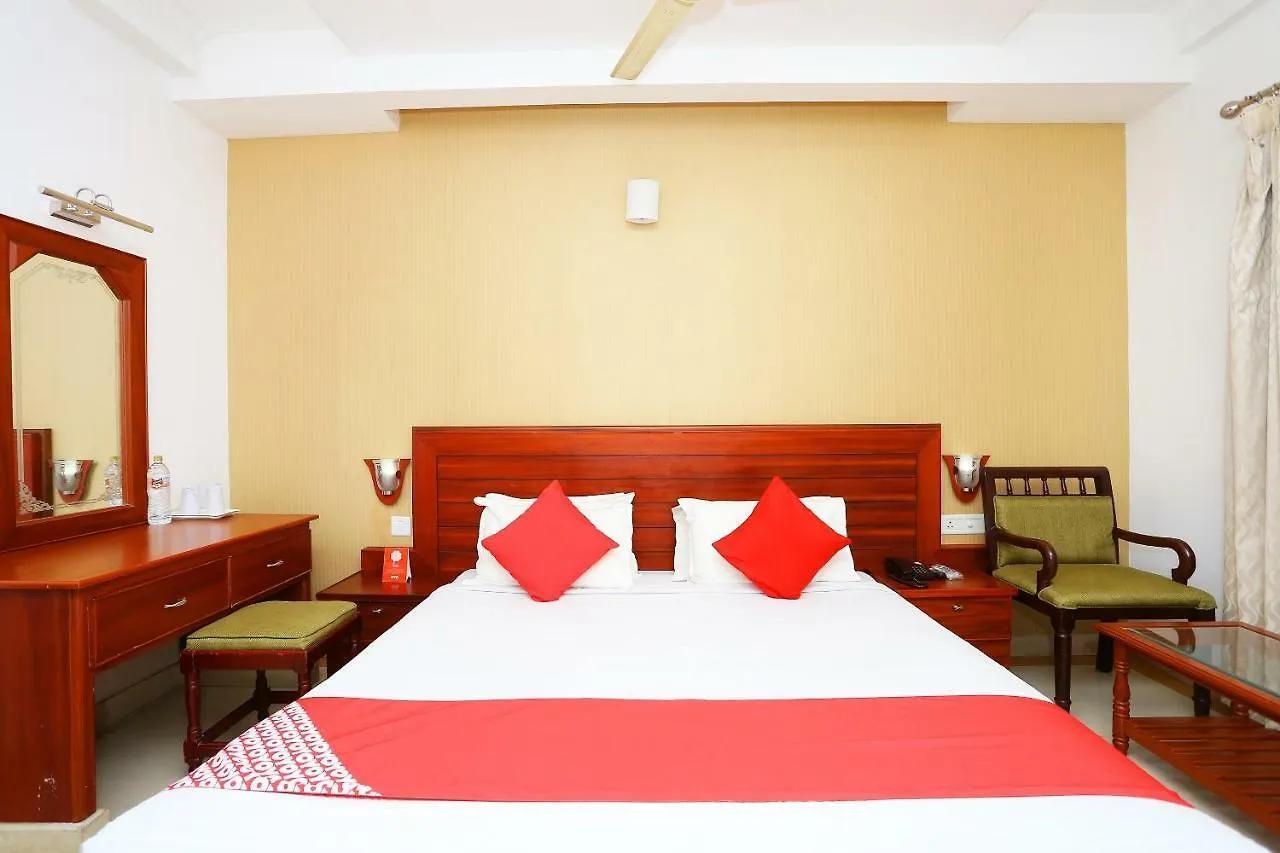 Oyo 37085 Smart Residency Hotel Thrissur India