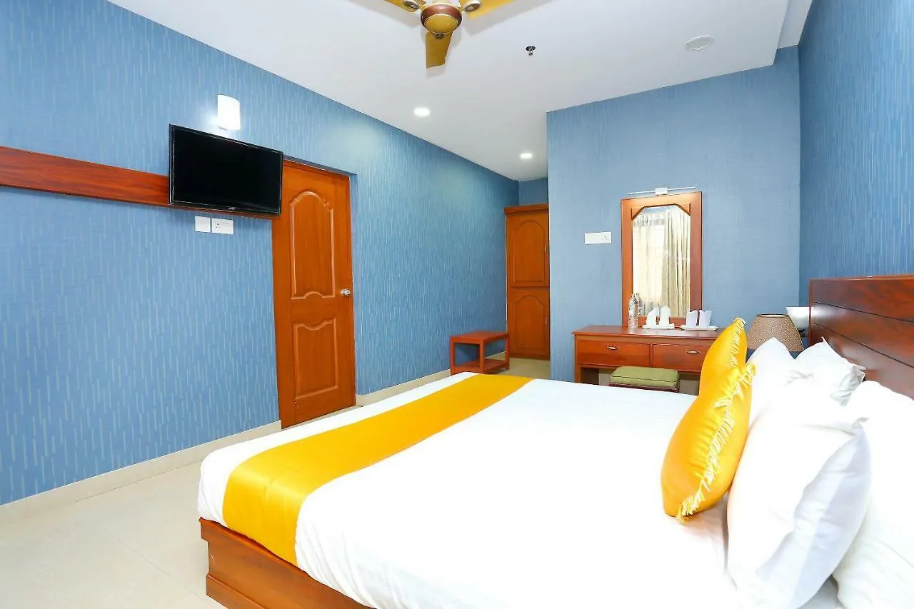 Oyo 37085 Smart Residency Hotel Thrissur India