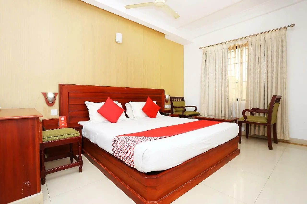 Oyo 37085 Smart Residency Hotel Thrissur