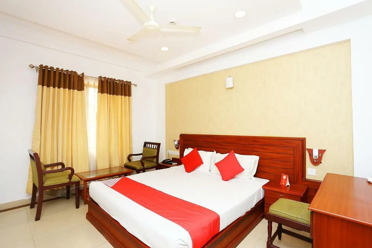 Oyo 37085 Smart Residency Hotel Thrissur