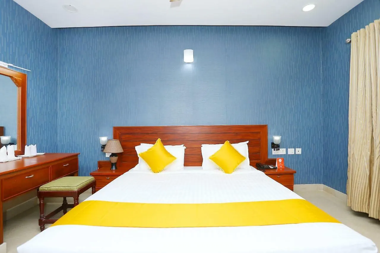 Oyo 37085 Smart Residency Hotel Thrissur 4*,  India